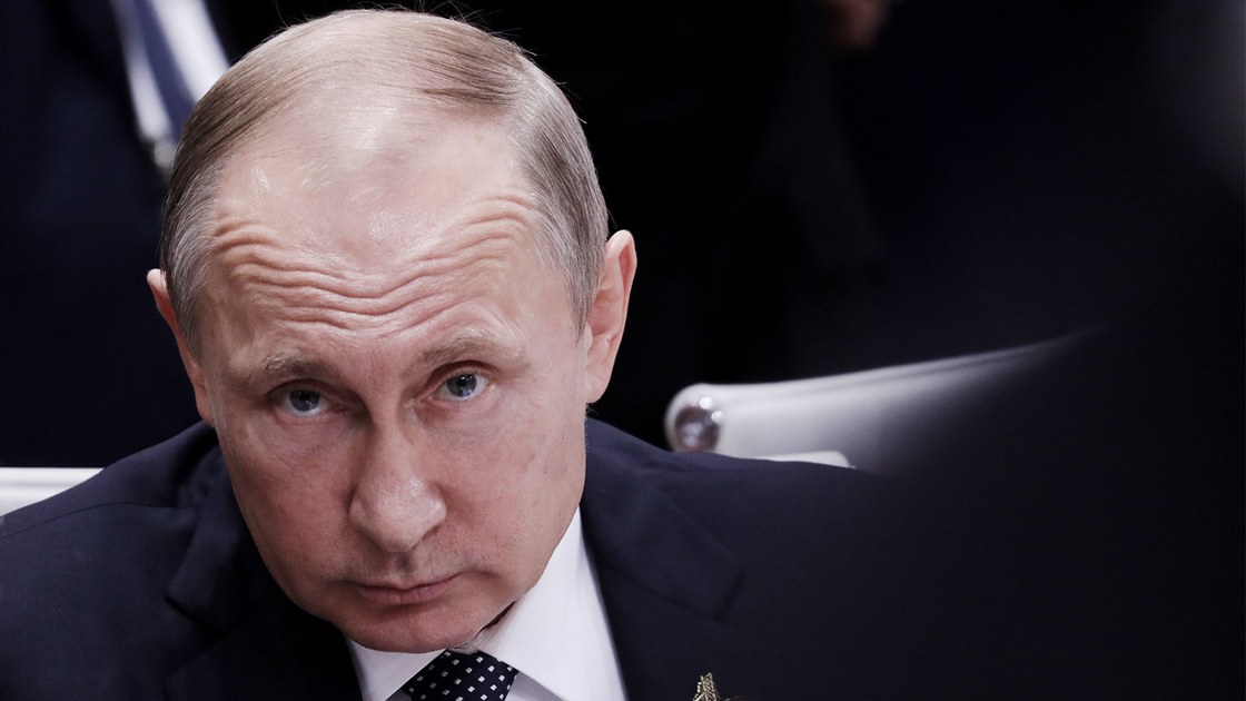 Путин опять отпускает заключенных