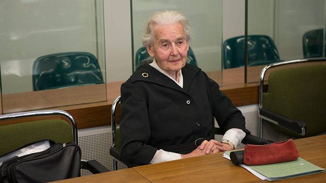 В Германии 88-летнюю «наци-бабушку» приговорили к тюремному сроку