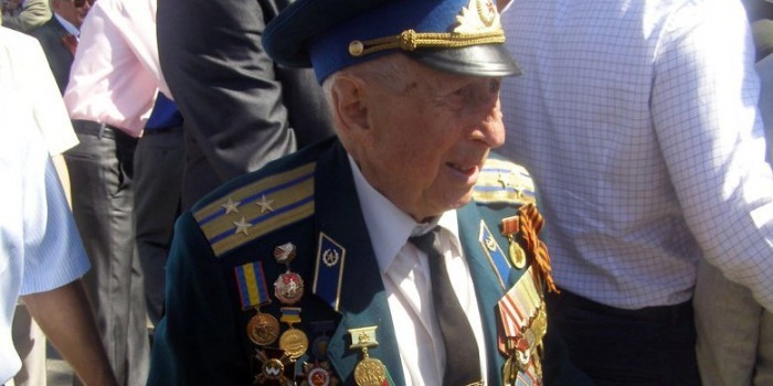 Российские либералы предпочли не заметить суд над 94-летним ветераном на Украине