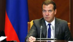 Медведев указал путь в «светлое будущее» России
