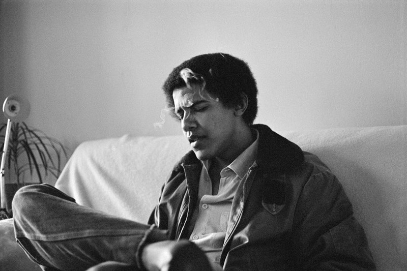 Барак Обама с сигареткой, 1970-е. вещи., время, история, люди, фото