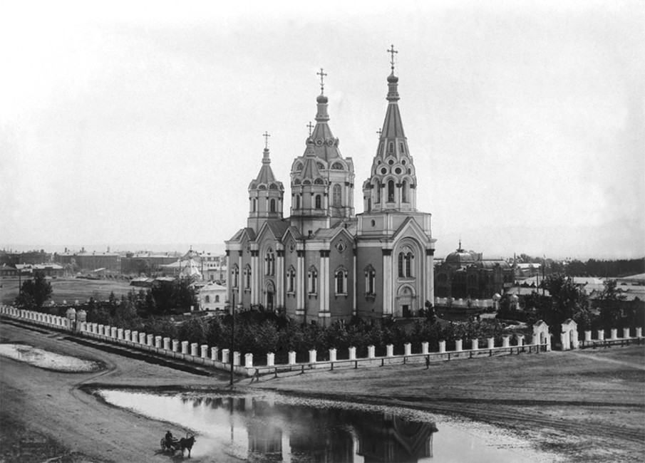 Так выглядел Богородице-Рождественский кафедральный собор до взрыва в 1936 году. Источник: ngs24.ru 