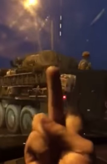 Калининградцы показали НАТО «фак» (видео)