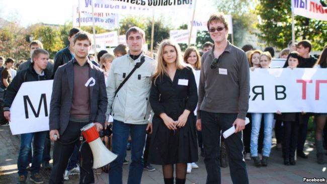 Диана Рудакова на митинге в защиту Технического университета