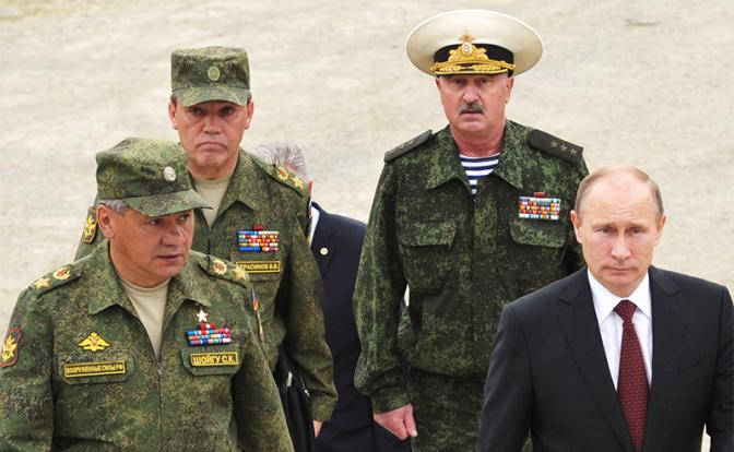 Путин призвал россиян готовиться к войне