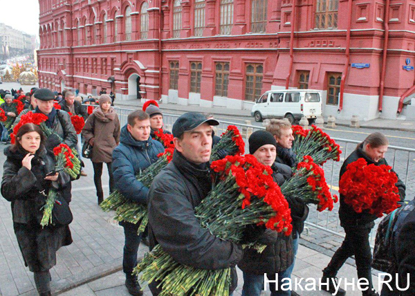 Две гвоздики для товарища Сталина(2017)|Фото: Накануне.RU