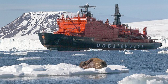 Россия запретила иностранным судам перевозить нефть и газ по Севморпути