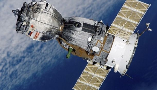 197 суток на орбите: Экипаж «Союза» вернулся на Землю (ВИДЕО)