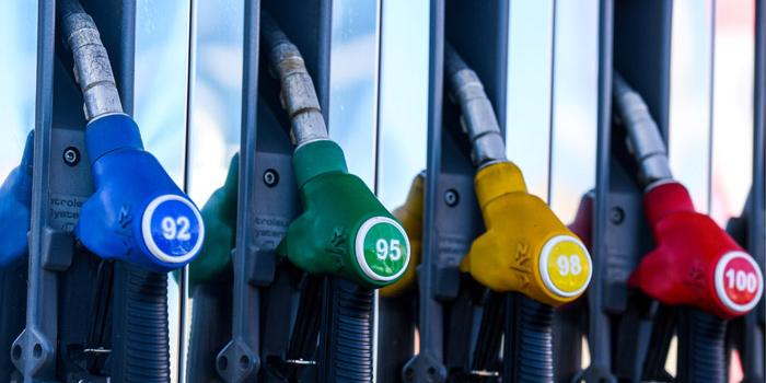 Нефтяники: сдерживать цены на бензин уже невозможно
