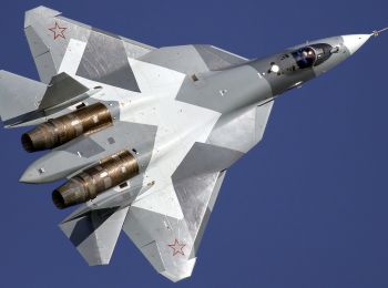 ВКС России получат первый серийный истребитель Су-57 в 2019 году